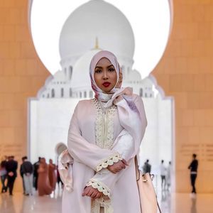 Meet your Posher, Magda